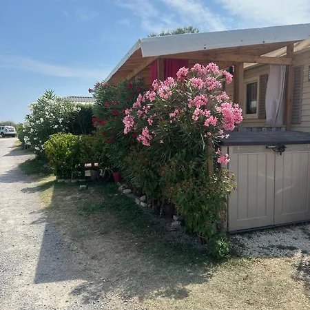 Campsite Mobil-home Equipe A Louer Villeneuve-les-Maguelonne