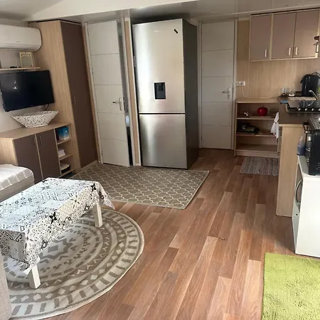 Kamp alanı Mobil-home Equipe A Louer